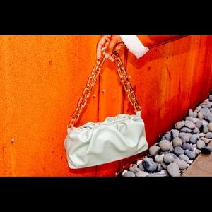 Leather shoulder bag